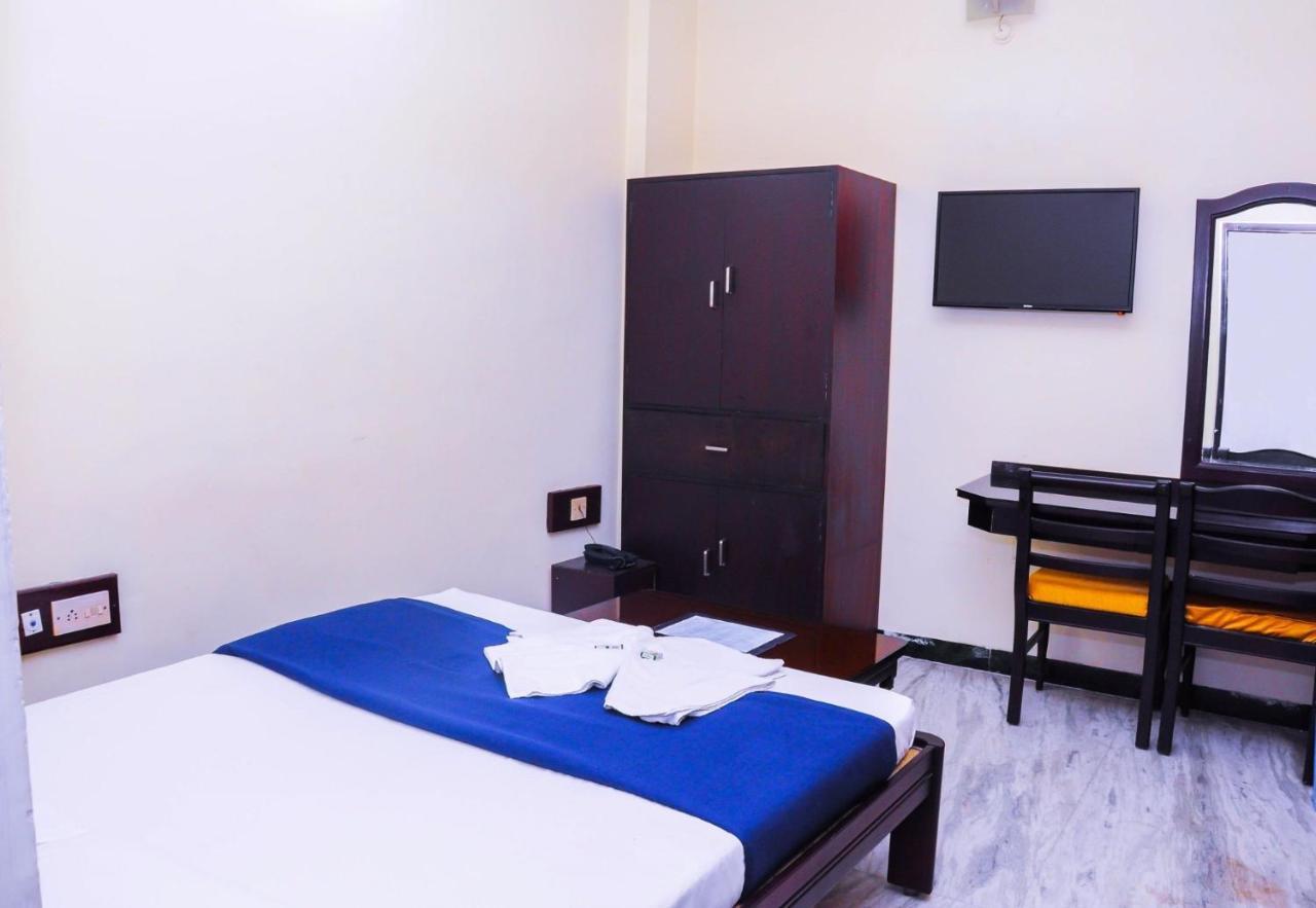 Fabexpress Prana Grande Hotel Puducherry Eksteriør billede