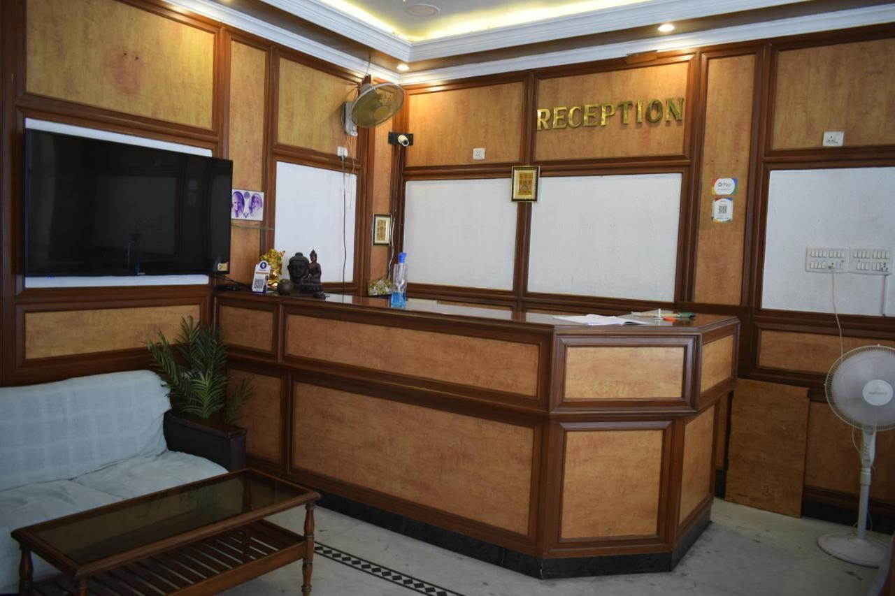 Fabexpress Prana Grande Hotel Puducherry Eksteriør billede